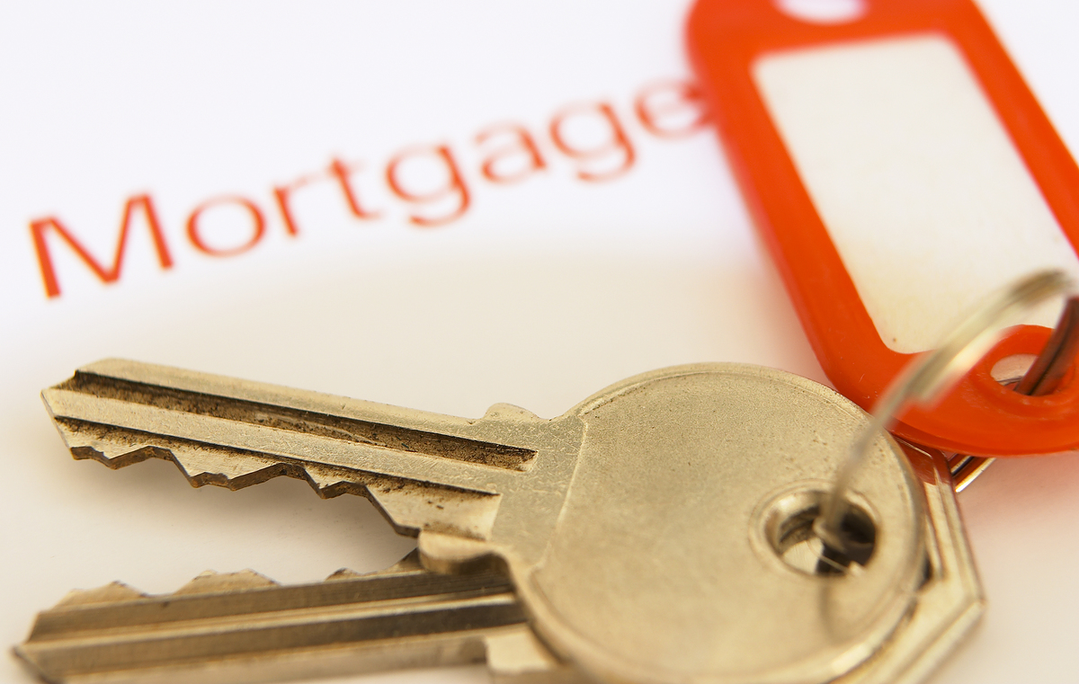 http://www.realestatewebmasters.com/blogs/uploads/bigstockphoto_mortgage_key__162982.jpg